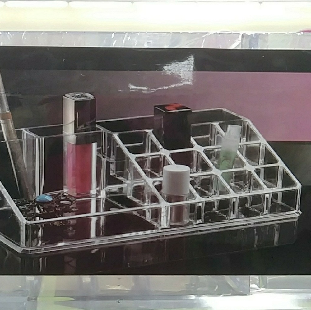 NEW clear Make-up Organizer